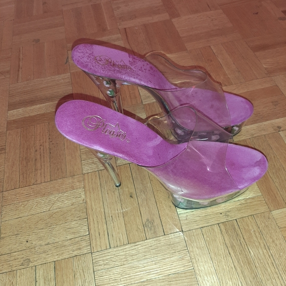 Woman shoes - Picture 2 of 4